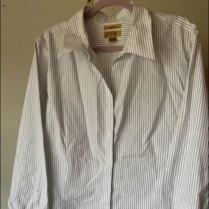 Gold Label Investments 20W button down shirt